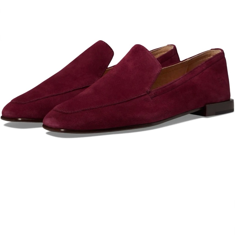 NWOT FRYE Claire Venetian Suede Loafer